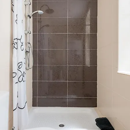 Sol 1 Izquierda Apartman *